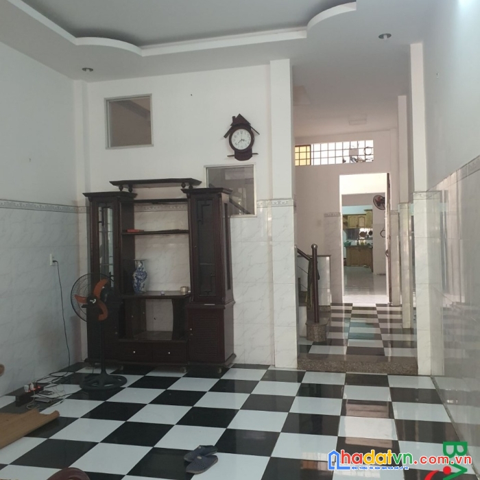 Bán nhà 1t1l phường bình đa dt 155m2 sổ hồng thổ cư gần trần quốc toản hẻm ô tô
diện tích nhà 4.2m