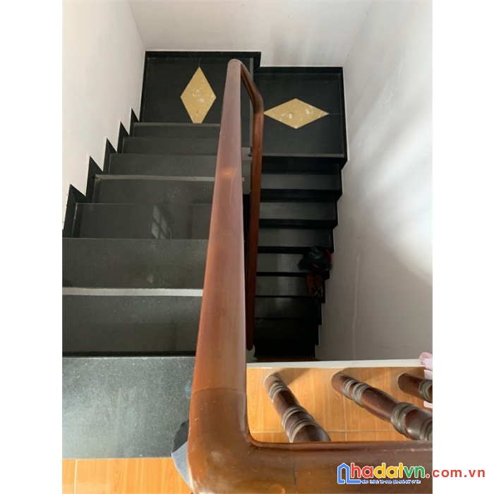 Bán nhà mặt tiền 3 tầng 76m2 phường 15, quận 8 giá 4.8 tỷ