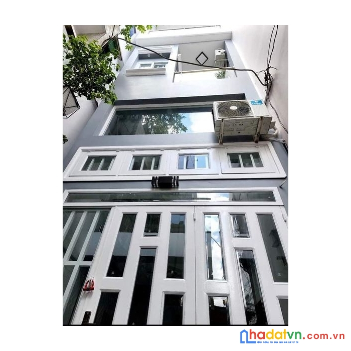 Nhà phan đình phùng ngã 4 pn  30 m2 5 tỷ 7 sát mặt tiền thuận tiện đi lại 4 tầng btct sổ nở hậu