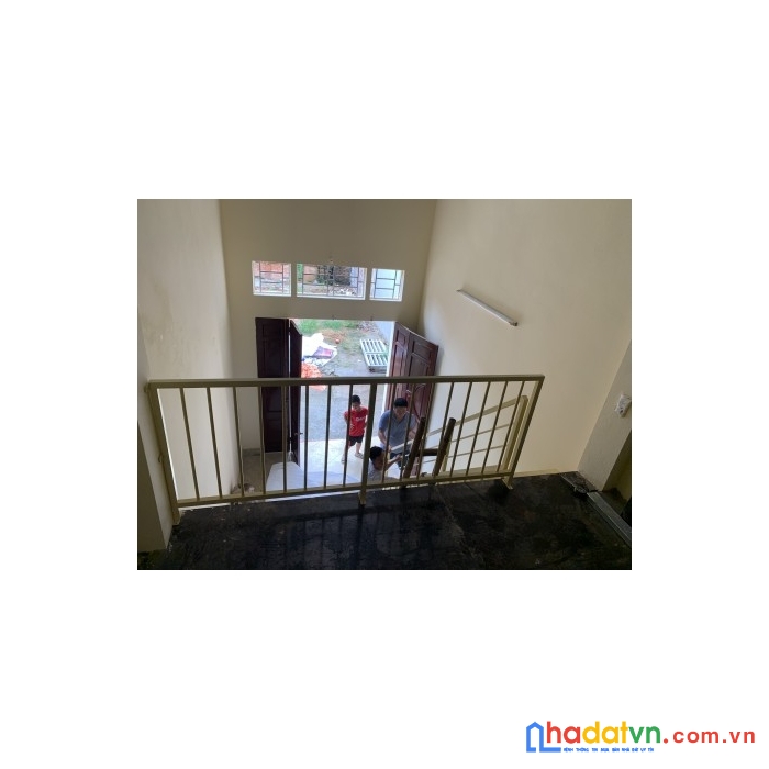 Nhà mặt tiền châu thượng văn, 2 tầng, 70m2