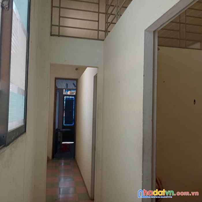 Nhà đường nhựa 5m, gần đường chính trần cao vân – ô tô đậu đỗ 24/24