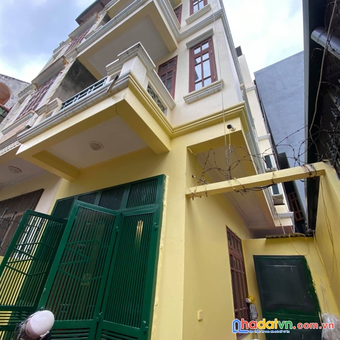 Mặt phố nguyễn lân 70 m, 3 tầng, mặt tiền 5.2 giá 12.8tỷ