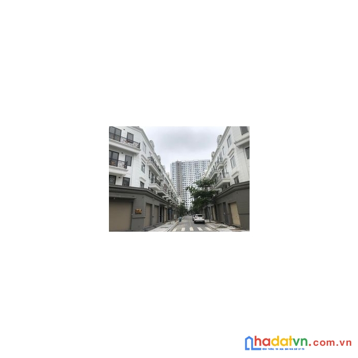 Bán căn liền kề hải phát ở trung tâm gia lâm mặt quay ra kđt 31ha giá giảm sâu