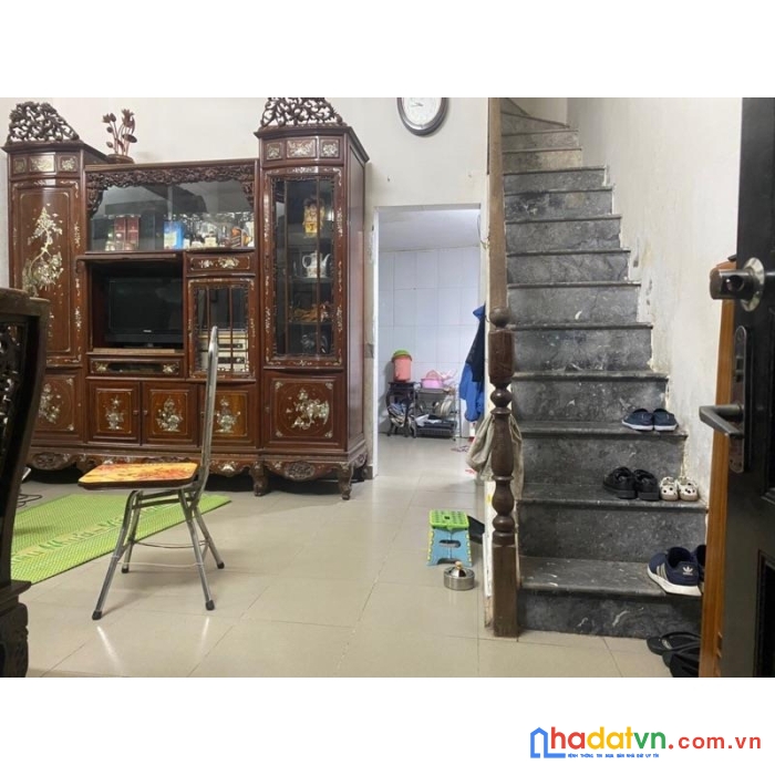Bán gấp nhà mặt ngõ đường nguyễn trãi, thanh xuân, dt 32m2, 4.8m mặt tiền, 4 tầng, giá 2,8 tỷ
