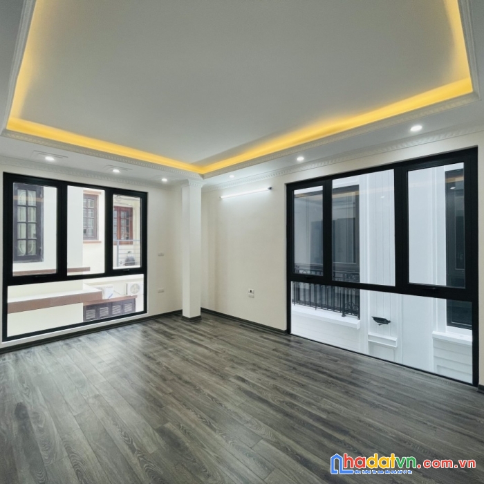 Bán nhà ngõ 493 trương định: 45m2, mt 4m, 5 tầng, 4 ngủ, ngõ 3 gác rộng, nông, gần chợ, 3.7 tỷ