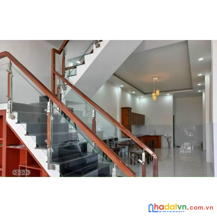 Bán nhà mới kdc hai lúa 145m2 diện tích sàn giá rẻ 2,8 tỷ tặng nội thất