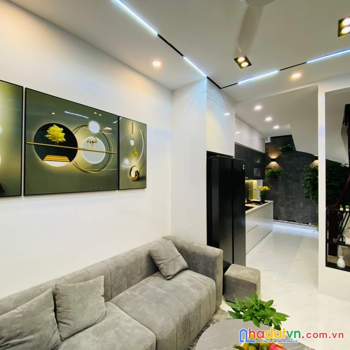 Nhà hoàng đạo thành đẹp như khách sạn 5 sao, khách mua chỉ việc xách vali vào ở
, phân lô - ô tô