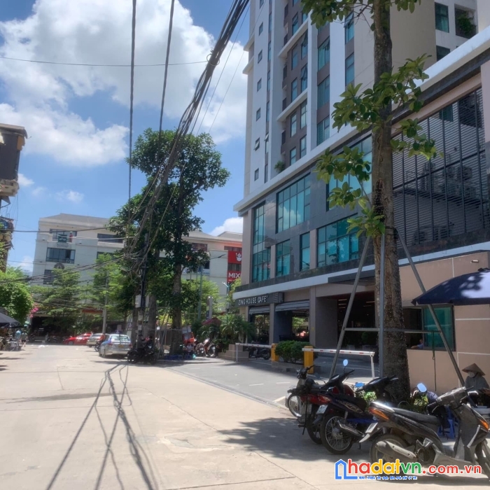 Bán nhà triều khúc - 20m oto tránh - 3 tầng rẻ nhất khu vực - chỉ 2.6 tỷ