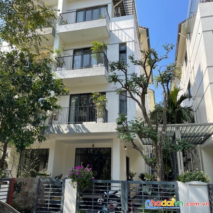 Chính chủ bán biệt thự vinhomes thăng long, đẳng cấp thượng lưu, 154m x 4t giá 24.6 tỷ