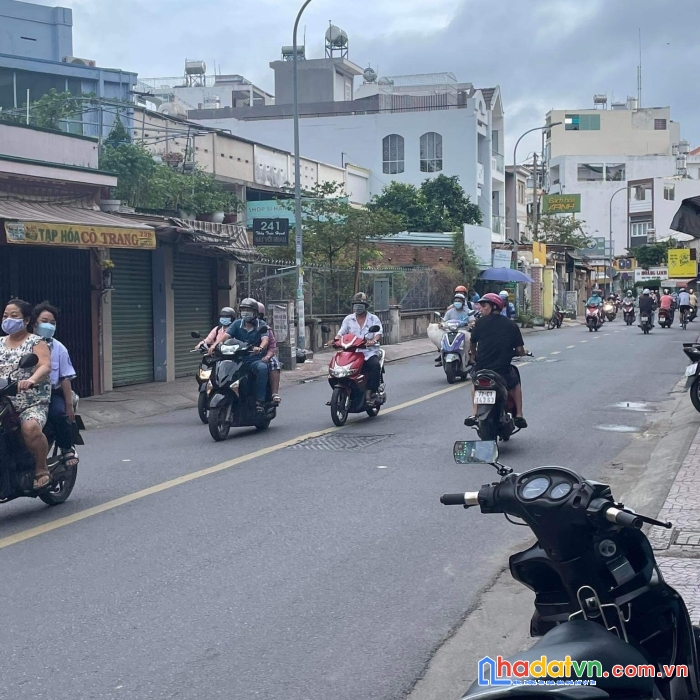 Cần sang nhượng mặt bằng kinh doanh đồ ăn vị trí đẹp tại quận bình thạnh _ hcm