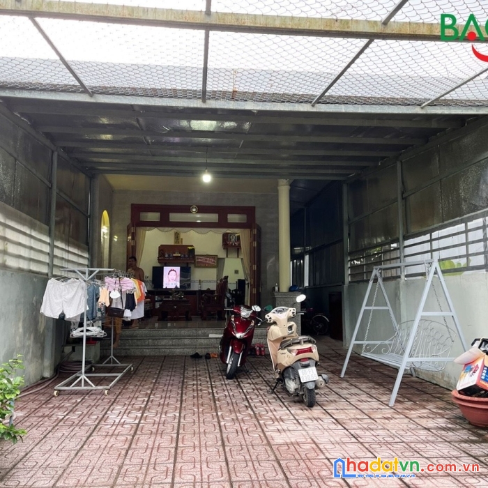 Bán nhà cấp 4, rộng đẹp, xây ở, 370m2, shr, đường xe hơi ,tân phong, biên hoà