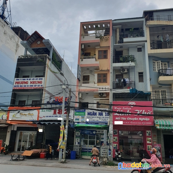 Cần bán nhà mặt tiền  cao lỗ , p4q8 hđ thuê 32tr/1 tháng