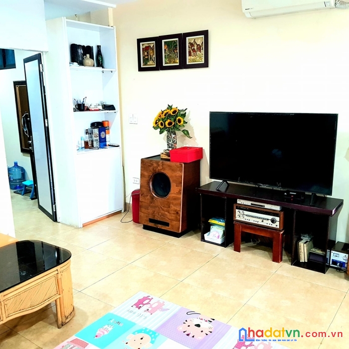 Nhà phạm văn chí 85m2 chỉ 6.4 tỷ, 3 tầng, hẻm ô tô , 4pn, ở ngay