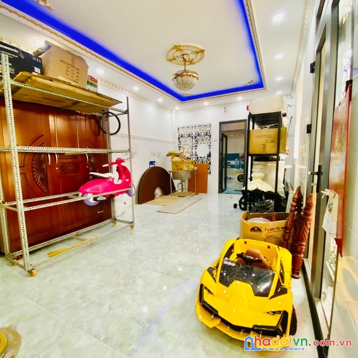 Bán nhà mặt tiền tô hiệu -tân phú, dt 76mv; 4x19 chỉ 10.7 tỷ