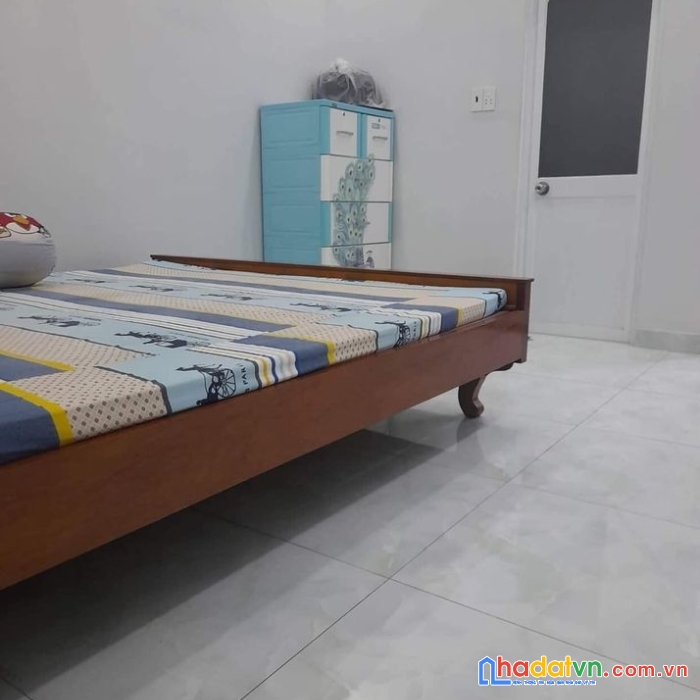 Bán nhà giá tốt gần chợ tân hương dtsd 120m2 chỉ 5 tỷ tân phú