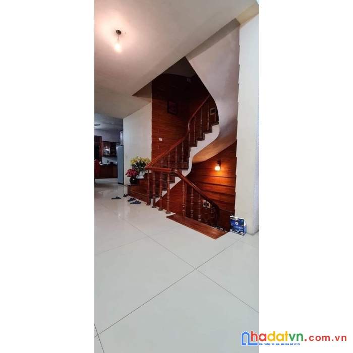 Nhà thụy phương oto kinh doanh mặt tiền tháng giá nhỉnh 4 tỷ