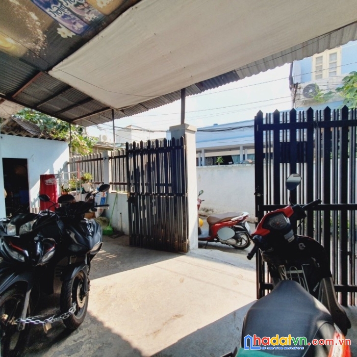 Ngang 9m phước long a – thủ đức - xe hơi tấn cửa - 79m2 công nhận đủ