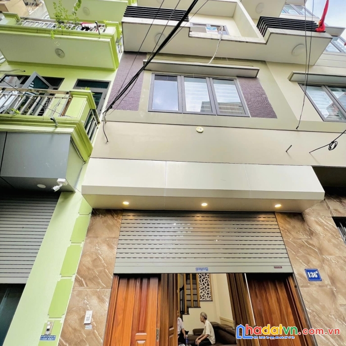 Bán nhà trương định, hoàng mai 42m 4t mt 4m chỉ 4,3 tỷ dân xây, kinh doanh, full nội thất, 2
