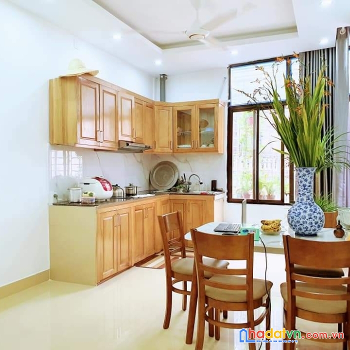 Bán nhà phố vương thừa vũ: 30m2, 5 tầng, mt 6.5m, cách 10m ra mặt phố ô tô, 4.8 tỷ.