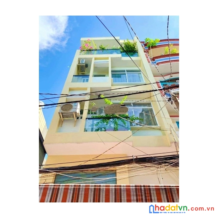 Lê hồng phong. dt:4m*15m. nhà 6 tầng. 10.9 tỷ