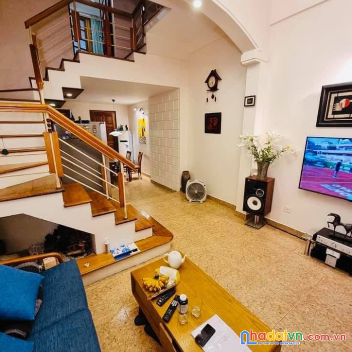 Bán nhà văn thân 96m2 chỉ 7.7 tỷ, lô góc, 2 mặt thoáng, hẻm ô tô