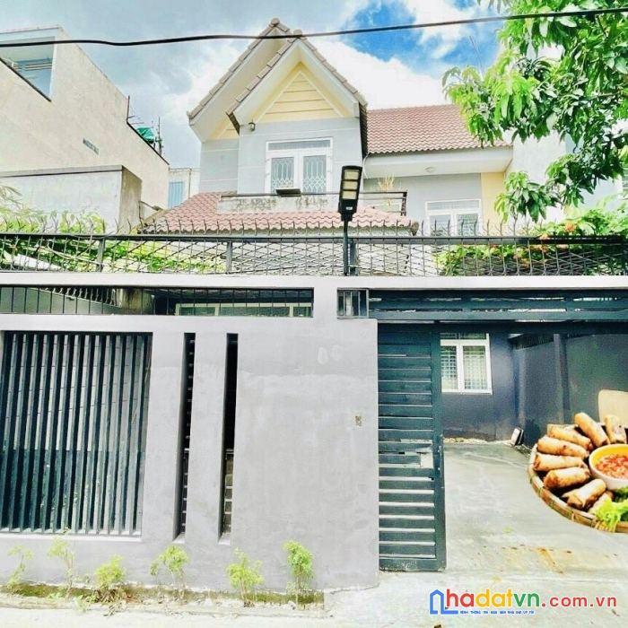 Kẹt tiền bán gấp biệt thự 1 trệt 1 lầu + sân thượng - 120m2 ngang 8m dd22 linh đông