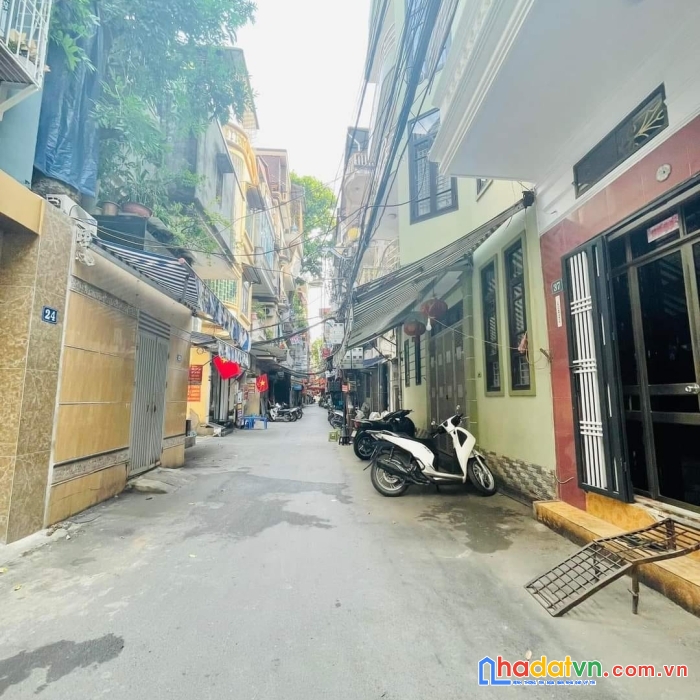 Dịch vọng cầu giấy 5,9 tỷ nhà đẹp ở luôn 40m2 5 tầng có ảnh,sổ+video
