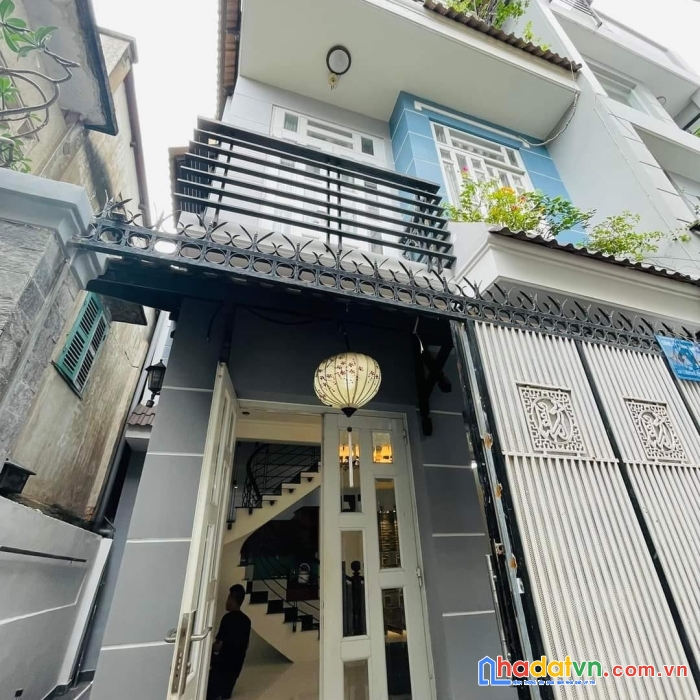 Nhà nguyễn xí đẹp lung linh 50 m2 bình thạnh ô tô đậu cửa 15m 4 tầng xách valy vô là ở ngay giá 6
