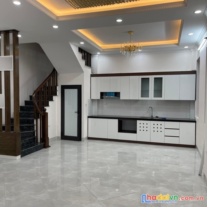 Thiết kế châu âu giữa lòng hà nội, nguyễn khang, cầu giấy 30m2, 5 tầng, sang quá sang.