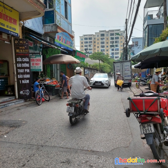 Ngô gia tự - long biên : 56 m2 , mặt tiền 4m,đường 7 m - ở và kinh doanh tốt .giá 4,3 tỷ