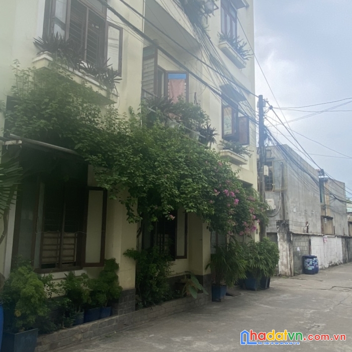 Bán dãy trọ hồ bá phấn, quận 9.  90m2, 12tr hxh lô góc, vt đẹp. 5 tỷ x.