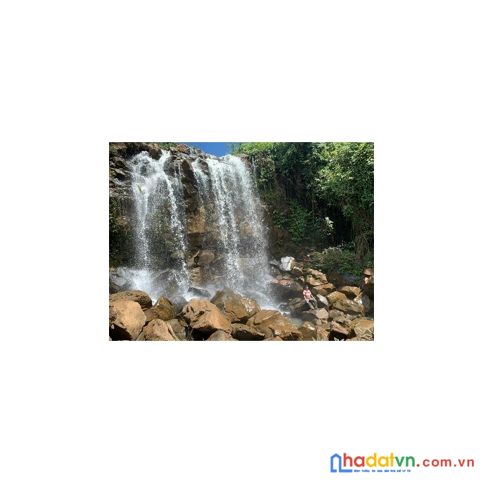 Hot hot hot bán thác view đẹp cách trung tâm tp 20km
