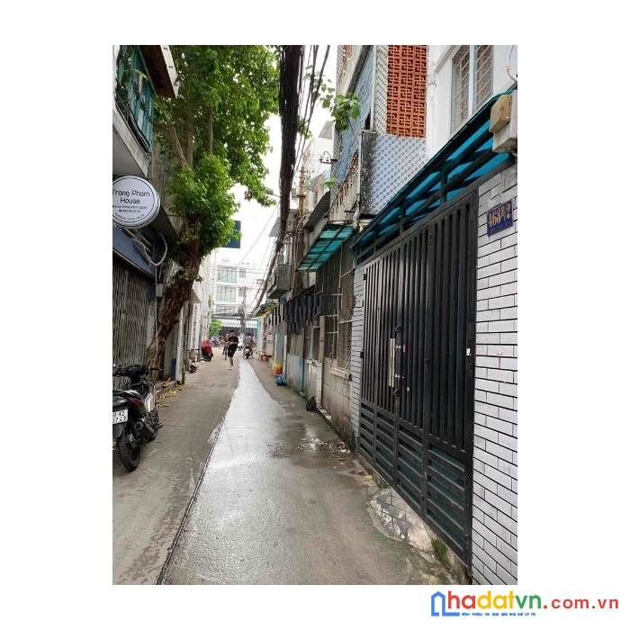 Cách mạng tháng 8, dt:3.7*9m, 4 tầng, hơn 8 tỷ