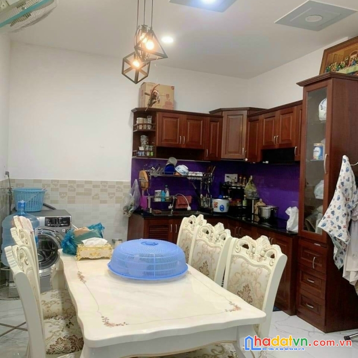 Hẻm 3.5m, cách mt 100m, lê văn sỹ, 2pn, phú nhuận, 6.8 tỷ