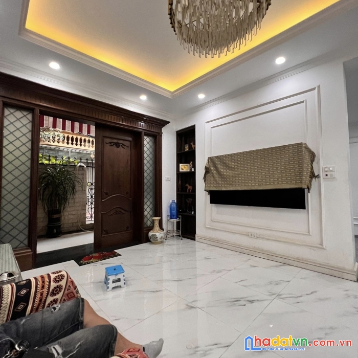 Bán nhà chính chủ ngõ 61 giang văn minh, đội cấn, ba đình gần kim mã, nguyễn thái học, 100m, 20 tỷ.
