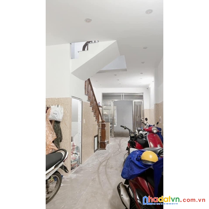 Bán ccmn triều khúc - 10 ngủ kín - full nội thất - full phòng - 45m2 6.35 tỷ