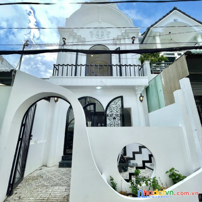 Cần bán nhà mới xây vị trí đẹp tại cần thơ