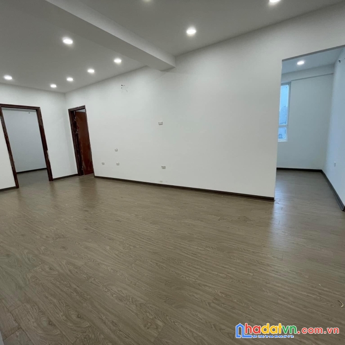 Bán chung cư resco- 85 m2- 3 phòng ngủ- nhà nguyên bản- an sinh đỉnh