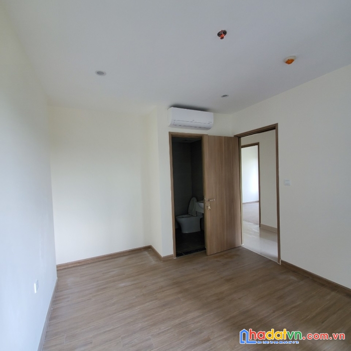 Chính chủ cần bán căn hộ chung cư quận 9 vinhom