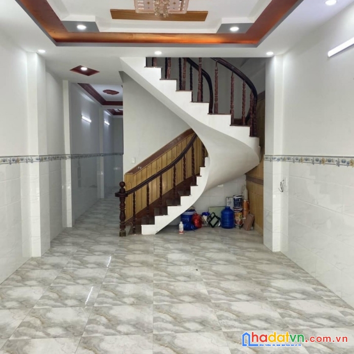 Bán nhà hxh 4 phòng ngủ phường 15, quận 8, giá 5.2 tỷ