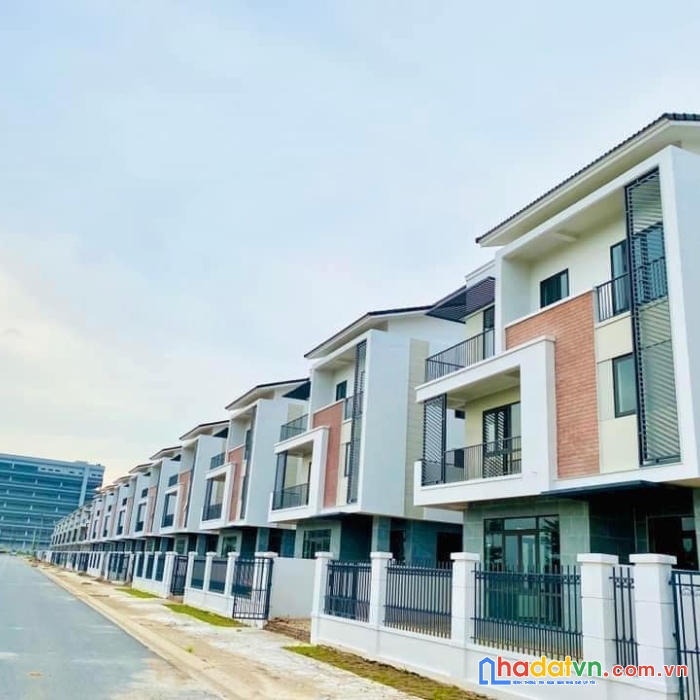 Em còn 1 căn biệt thự đl 300m2 tại kđt đáng sống tại tp từ sơn