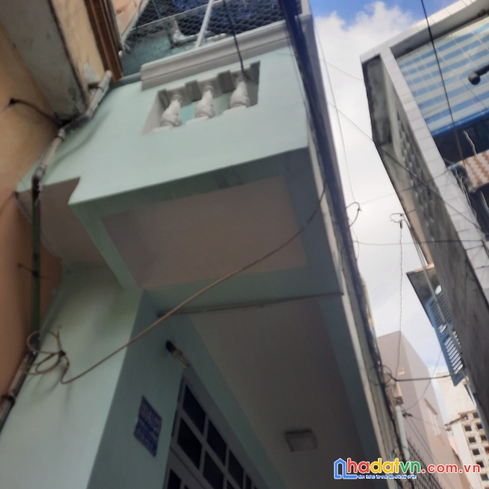 Nhà phan đăng lưu, đủ công năng, giá tốt chỉ 3.3 tỷ tl