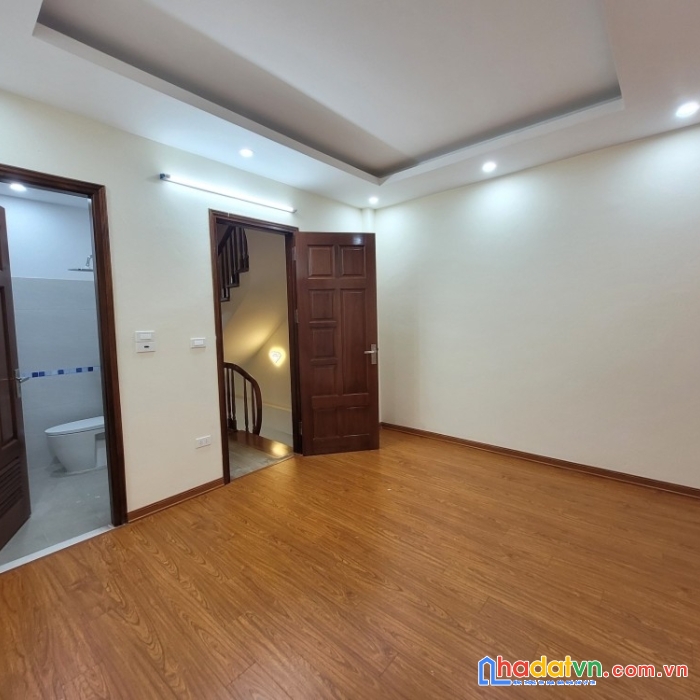 Phố đỗ quang, dt 55m x 4 tầng, gara ô tô, kinh doanh, nhỉnh 16 tỷ
