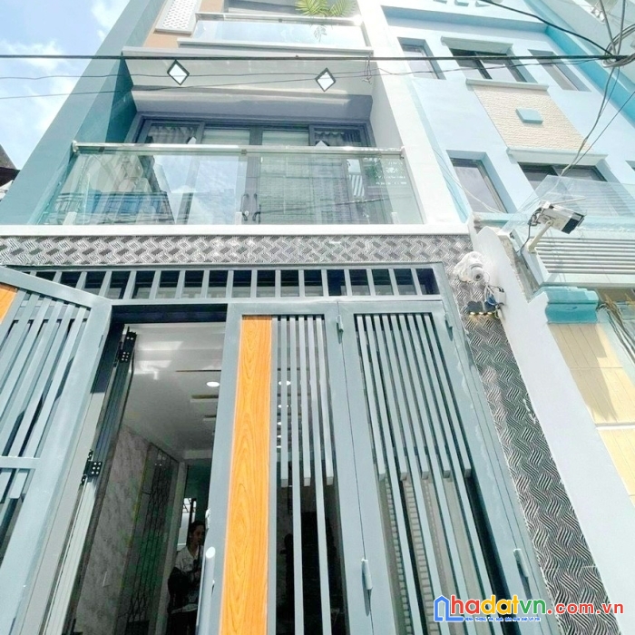 Nhà mới 5 tầng full nội thất hẻm thông đường trần bình trọng p2q5