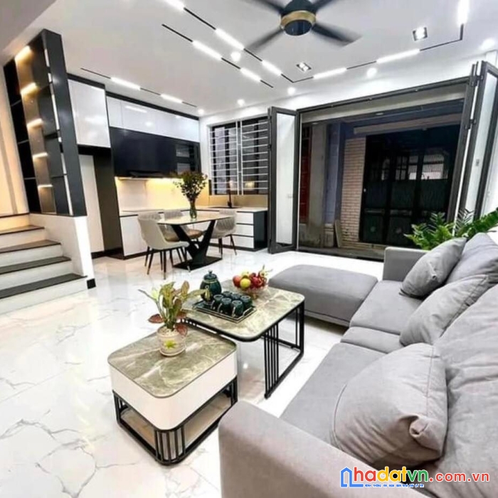 Bán nhà núi trúc, kim mã 54m2 giá 5.95 tỷ mới đẹp, ở ngay, gần phố 0912288365.