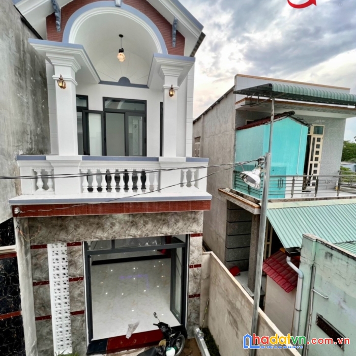 Bán nhà mới 1t1l, mẫu hiện đại 96m2 đường oto gần công an phường tân hạnh chỉ 2,7 tỷ