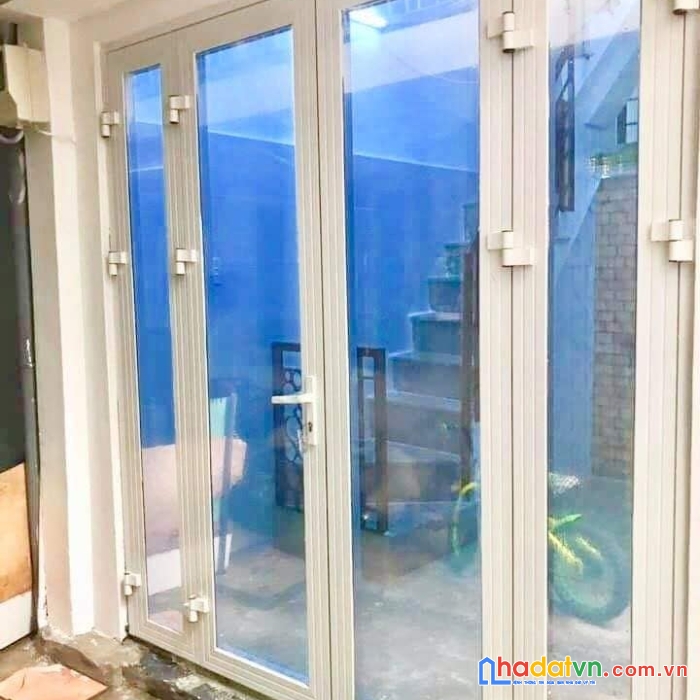 Chủ giảm gấp 200 triệu .4 tỷ 4 có ngay hộ khẩu bùi việntrung tâm quận 1, 3 tầng vài bước ra ô tô