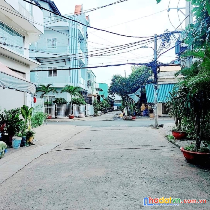 Nhà hxt tránh-70m2*3 tầng-phan anh-bình tân- giá nhỉnh 5 tỷ.