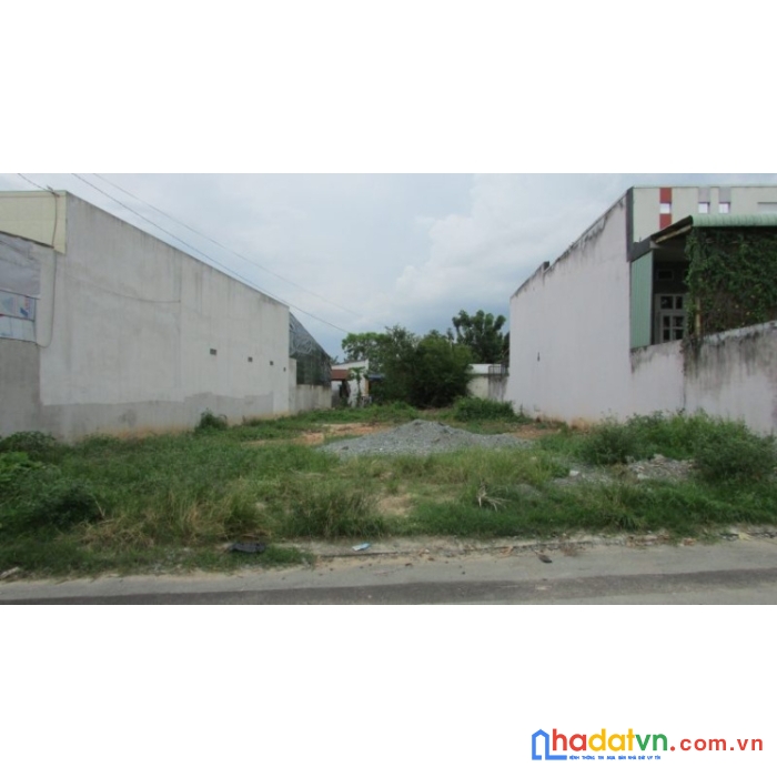 Chính chủ gửi bán đất thổ 150m2, giá 2,795 tỷ, hóc môn.shr