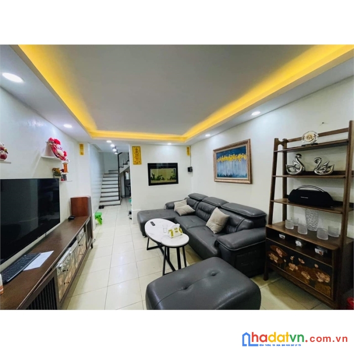 Cần bán gấp nhà yên lãng mới đẹp gần ô tô 50m2 giá 6.2 tỷ